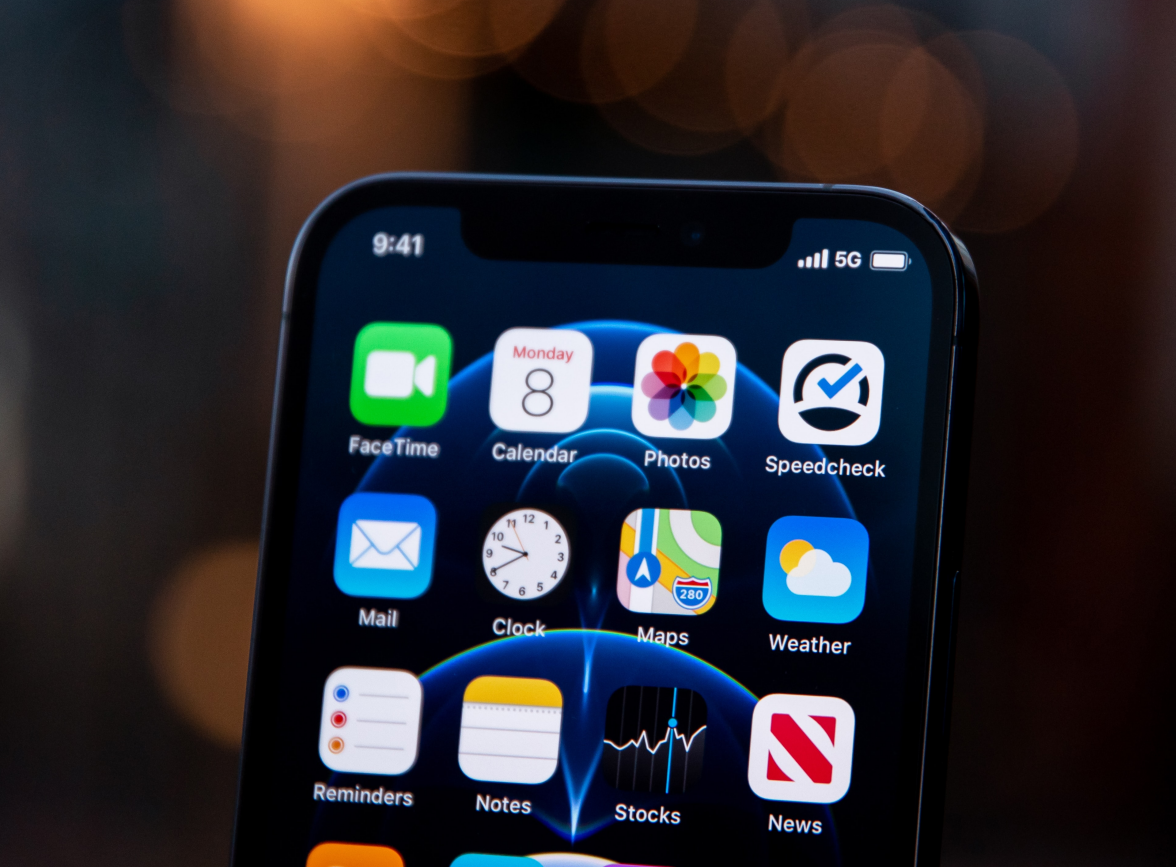 中阳苹果手机维修分享为什么 iPhone 12 在冬季会自动关机 